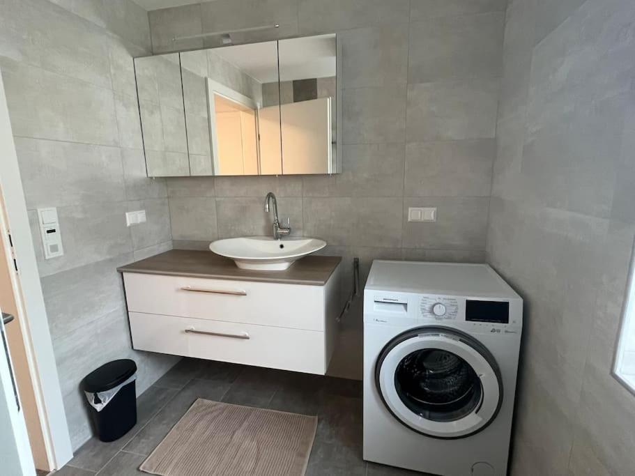 Gemuetliche Wohnung In Velden! Velden am Wörthersee Εξωτερικό φωτογραφία