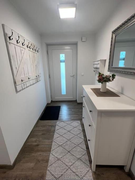 Gemuetliche Wohnung In Velden! Velden am Wörthersee Εξωτερικό φωτογραφία